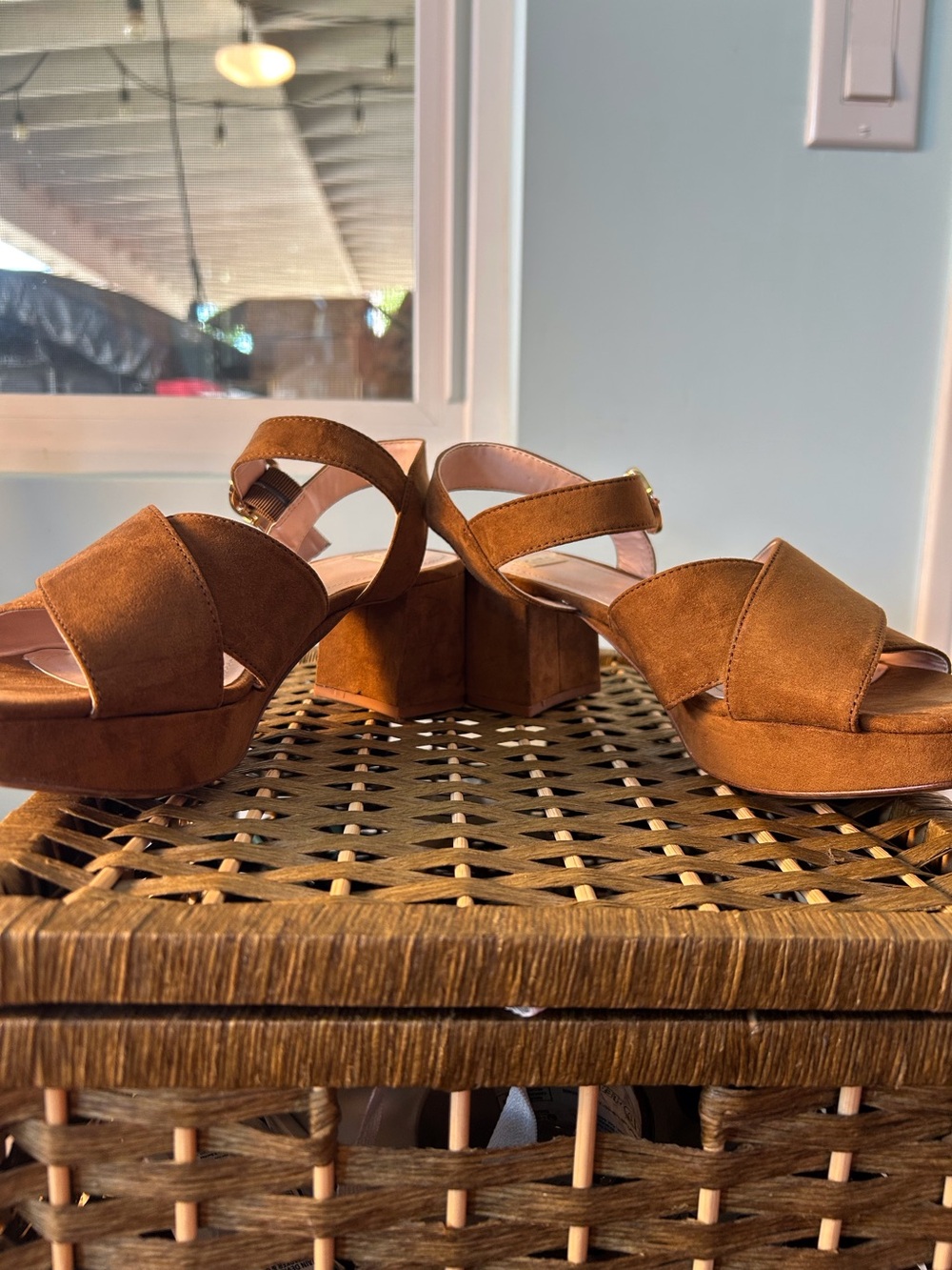 Zara Trafaluc Shoes Size 7.5 Brown Suede Platform Block Heel Crisscross Straps - Picture 8 of 10